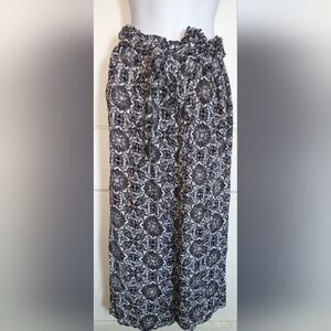 🌺BUNDLE ONLY🌺 Robert Louis Monochrome Patterned Apparel